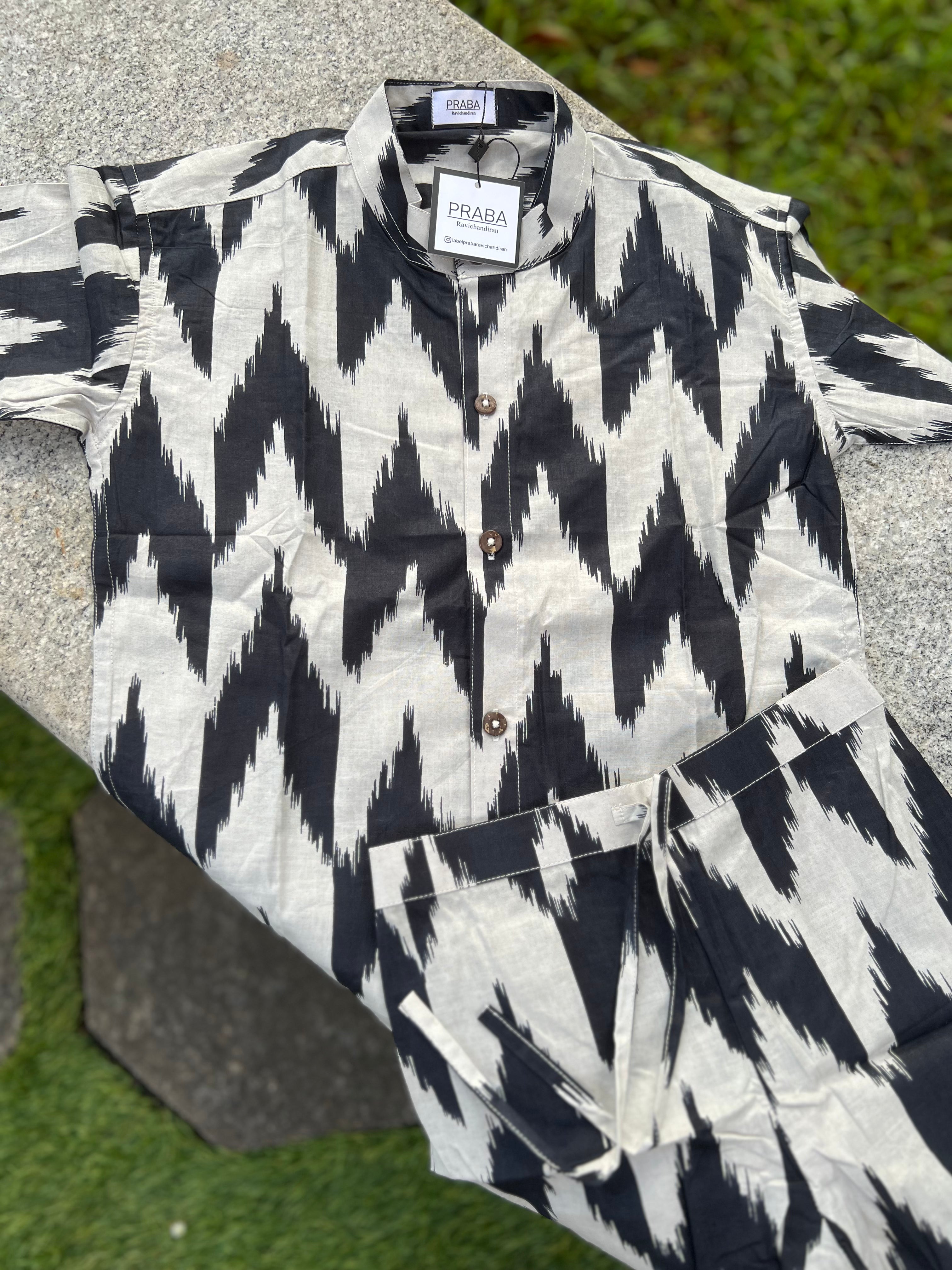 Ikkat Print Black & Grey