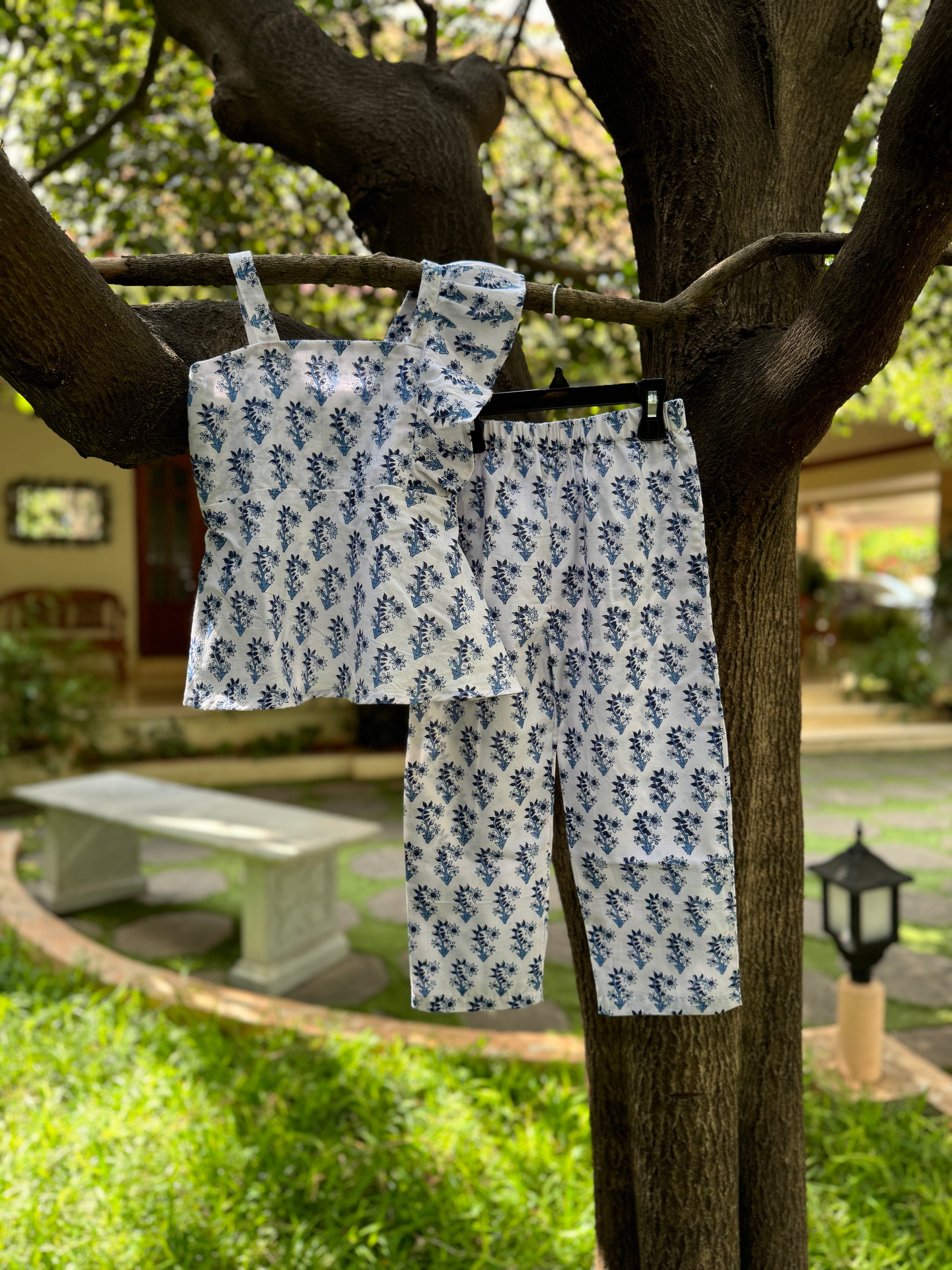 White & Blue Floral Co-ords, Single Shoulder Strap