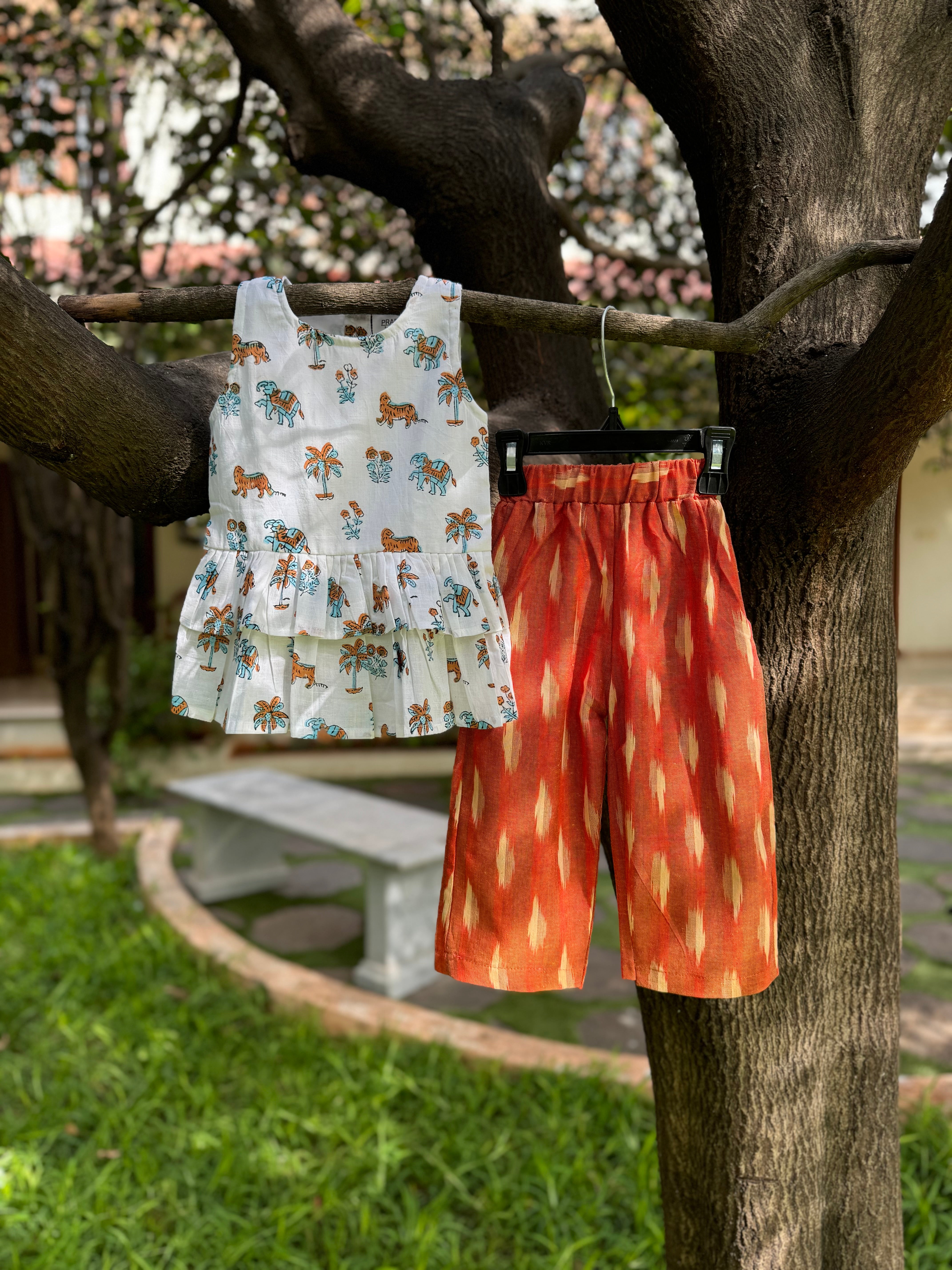 Animal 🦒🦣🐘 print Top & Rust Orange pant