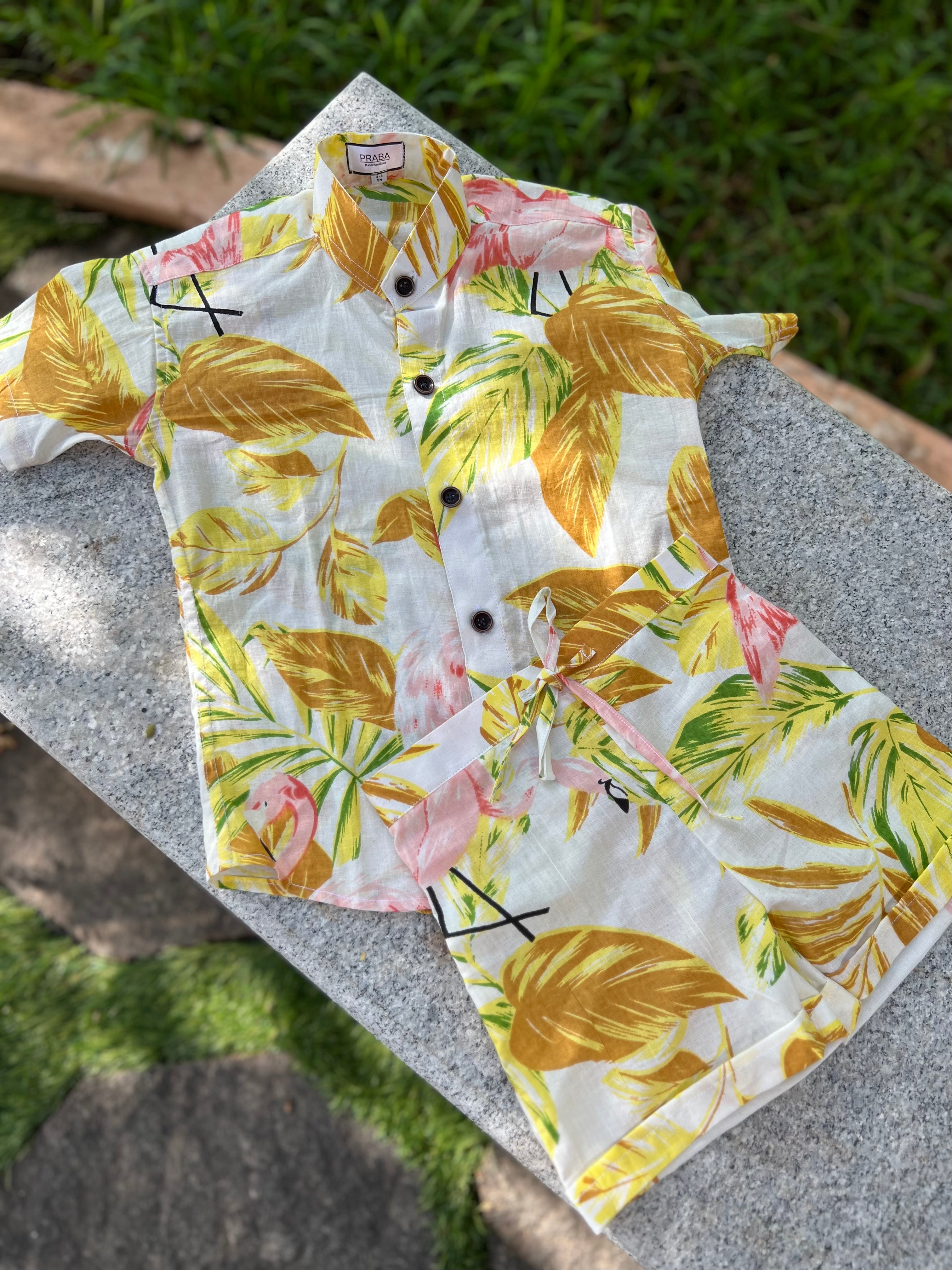 Flamingo Tropical Leaf Print