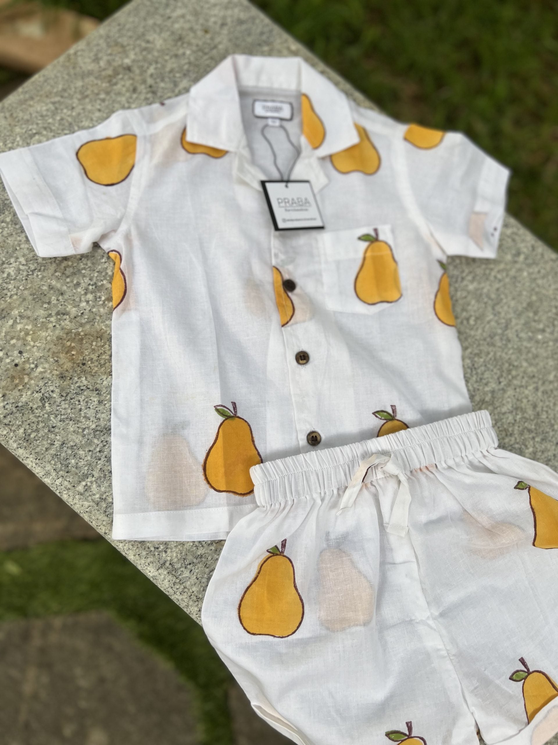 White Pear Print